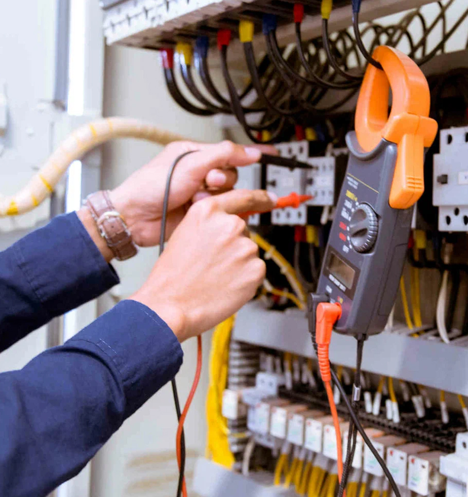 Electrical Technician clamp meter KSA